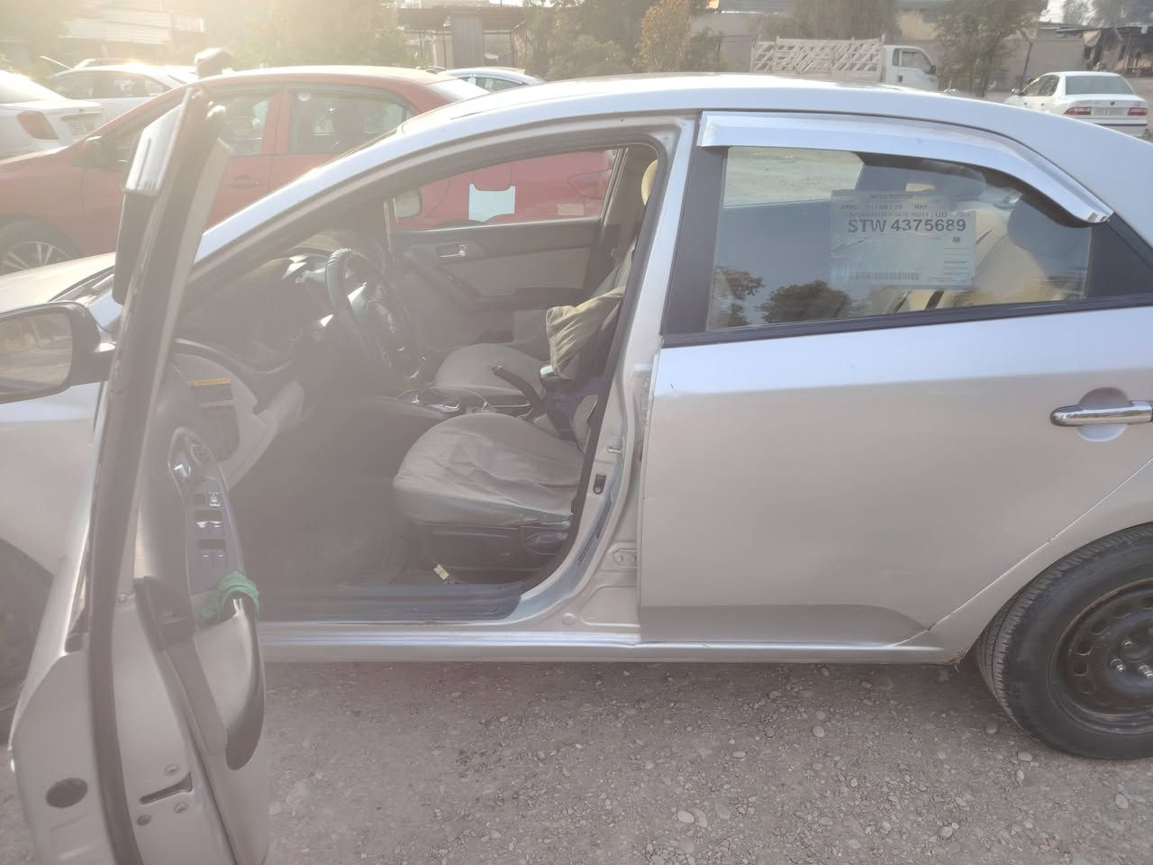 فورتي 2013 ديالى اوتوماتيك سنه ٢٧ مكان ديالئ الخالص *********** سعر 80 بيها مجال تبريد تتدفئه محرك كير خير من الله
