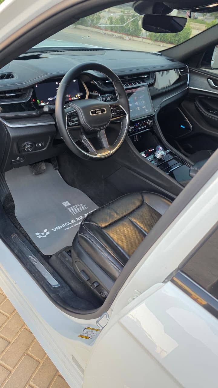Jeep Grand Cherokee Overland 
Model 2022
23k
Full Option 
النسخه الامريكي 🇺🇲

01050902438


**إذا كنت صاحب هذا الإعلان وتريد حذفه لأي سبب، رجاءا أرسل رسالة إلى الدعم الفني**