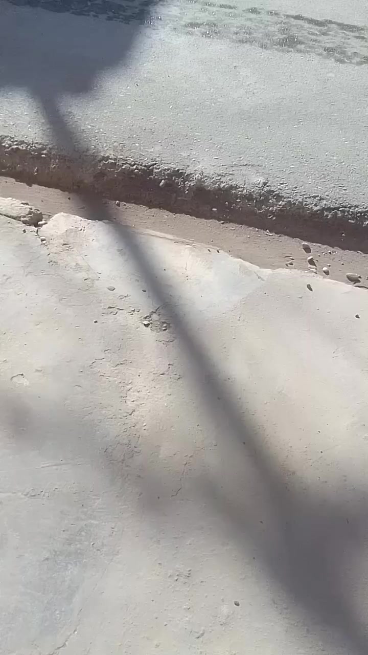 اكو بيت للبيع بل لقسط للبيع منطقه شركه افريقا حتا مروس مع سيارة او مروسا مع قطعه كل بيت مساحه ٣٠٠متر مربع ***********
