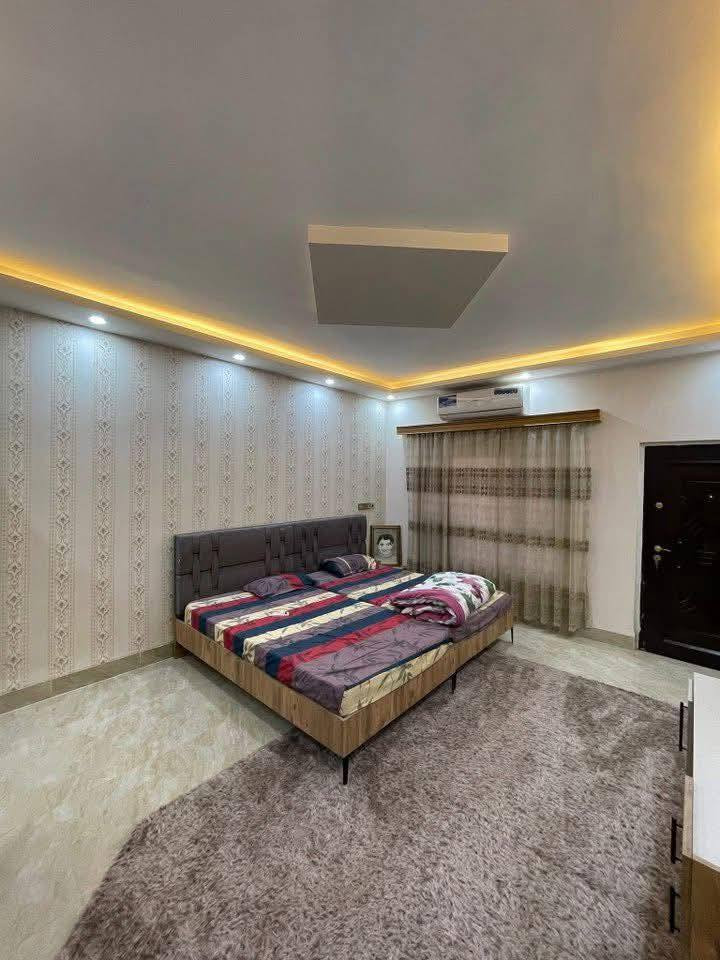 دار للبيع بناء حديث جداً راقي لأصحاب التميز والرفاهية

#المساحة :-  300متر     #طابو ملك صرف 

الموقع :- دوميز بداية دوميز خلف التجاري 

 #طابقين يحتوي على 5 غرف نوم +استقبال كبير +حديقة كبيره + كراج سياره + مطبخ عدد 2 + هول داخلي 2 + مجمع صحيات عدد 2 + مخزن عدد 2 .

#السعر مناسب .. للاستفسار مراجعة الشركة او الاتصال 

/ العرض حصراً لدى شركة الجوهرة للتطوير العقاري 

📞 للاستفسار الاتصال ***********

———————————————————
  📍 موقع مميز ✔️
🏡 راحة، خصوصية، وفخامة ✔️
💰 والسعر؟ أكثر من مناسب!

***********📞
 —————————————————————
 بأمكانكم عرض عقارتكم لدينا سواء كانت #بيــع أو #إيجــار أو #أستثـمار ‌

شركة الجوهرة  للاستثمار والتطوير العقاري للإستفسار يمكنكم مراسلة الصفحة او الواتساب او الاتصال بالرقم 

***********📞

عنوان الشركة 📍

 ( كركوك _ حي عدن _مجاور الجنسية الجديدة _عمارة البحرين  )
