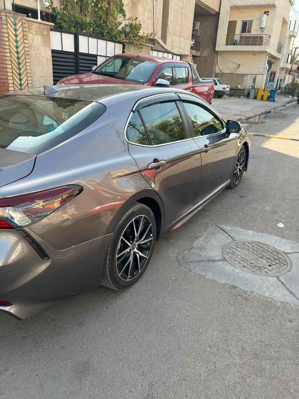 السلام عليكم كامري هايبرد ماشيه50 جاملغ وبند حادثهه بغداد باسمي السعر 195$صور الحادث بل منشور بغداد قرب الجزيره السياحيه هاتف ***********
