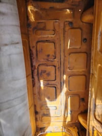 تكتك ٢١رقم وسنويه انكليزي تحويل مكفوله من عدا صفحه اليمنى بيه صبغ محرك...