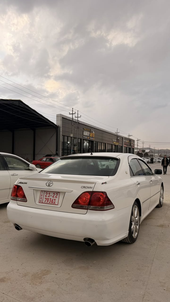 (لەسەر ئیزنی ئەدمینی گوڵ🌺)
(شاهینە ٢٠٠٥) ١٨٢ سپۆرت  موس موس
جلد و هیتەر✅
لە دەعامی پیشەوە  هەتا دەعامی دواوە بەشەەت ٢٥٠ ی تەبعی مەسرەف تیا نییە ✅
پیشی کامل کراوە بە ١٨٤ ✅
٤ تایەو ویلی دینگەی ستیلی لوک لوکی لە ژیێرە✅
گیر و مەکینە بە شەرت ✅
٤ پارچە بۆ یاخی یابانە  بی دەعمو لیدران✅
شوین سلیمانی 🤍
٧٢ گەڵاو مەجالی کی برایانە 
***********
***********
