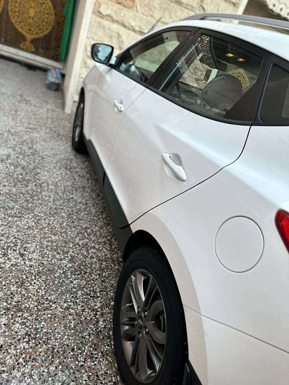 سلام عليكم من رخصت الادمن المحترم 
توسان مديل ١٤ خليجي كفاله عامه ماشيه ٦٦ 
سياره جديده كلش مكان سياره بغداد شعب 
السعر ١٥٨ وبي مجال تحويل مباشر مكلف بل نشر اي ستفسار تصل بصاحب 0770 039 9937‬
