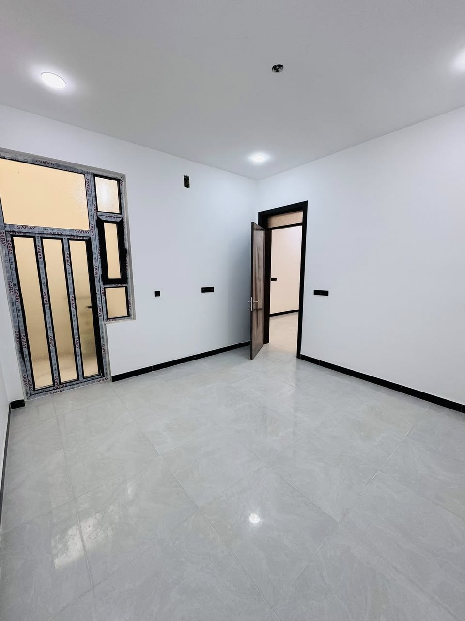 #السلام عليكم 
🏠#دار_للبيع   100متر واجهيه 6،25متر نزال 16متر
 بناء طابقين حديث 
يحتوي البيت. ع[3غرف نوم -استقبال -صحيات عدد 2- صالة- ومطبخ] البيت شغل درجة اولى 
مع كامل الخدمات
🔴ملاحضه البيت جاهز للسكن 🔑
⬅️نوع العقار  طابو زراعي سند 25 اقرار محكمه 
⬅️العنوان #بغداد_الدوره_البوعيثه   
مجمع الأمل 
🔴للاستفسار  خاص او الاتصال ع الرقم 

 ☎️***********
☎️***********
