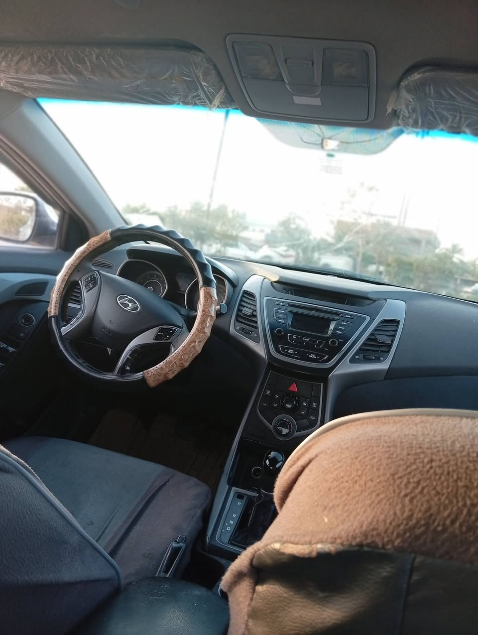 السلام عليكم لنتره مضلع 2014 مكفوله.    مكينه 10600.    رقم الهاتف ***********.
