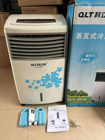 تم وصول حاوية مبردات 
متوفر قياسين
 7 لتر 
20 لتر 
تحتوي على ريموت تحكم 
تحكم بالدوران 
واتربم 
سربس 
اطارات عدد 4 
سعر مناسب جداً 
العنوان 
بصره تنومه 
*********** عبدالله واتساب 
*********** عبدالله واتساب
