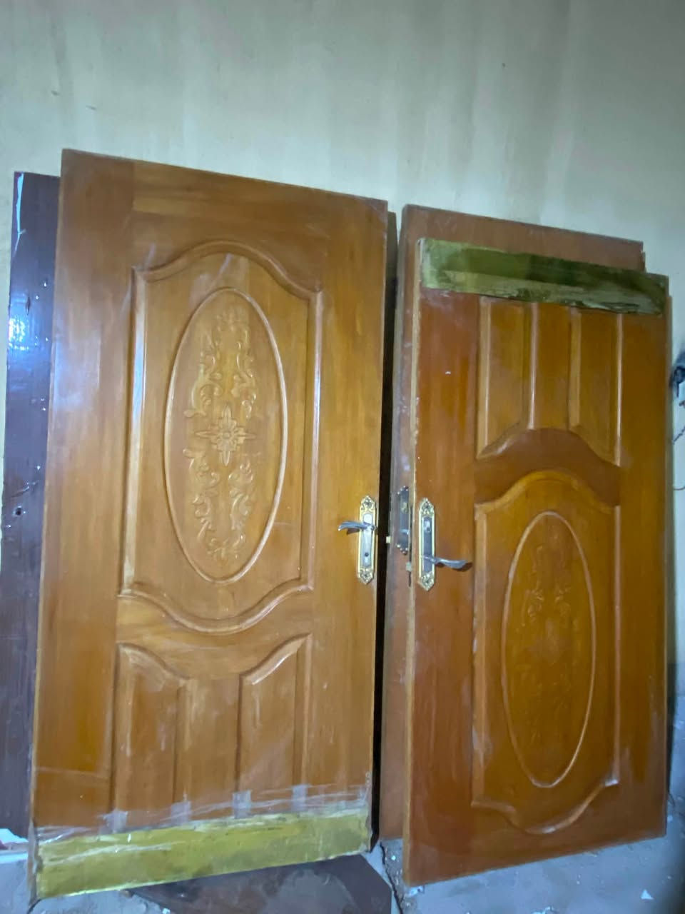 بوب خشب صاجي ٣ نقشه و٢ ساده
انظاف مابيهن شيء 
مكاني هبهب 
السعر ٦٠ الف وبيهاا مجال لشراي 
تعال شووف ودلل 
راسل رقم أو تصل ***********
