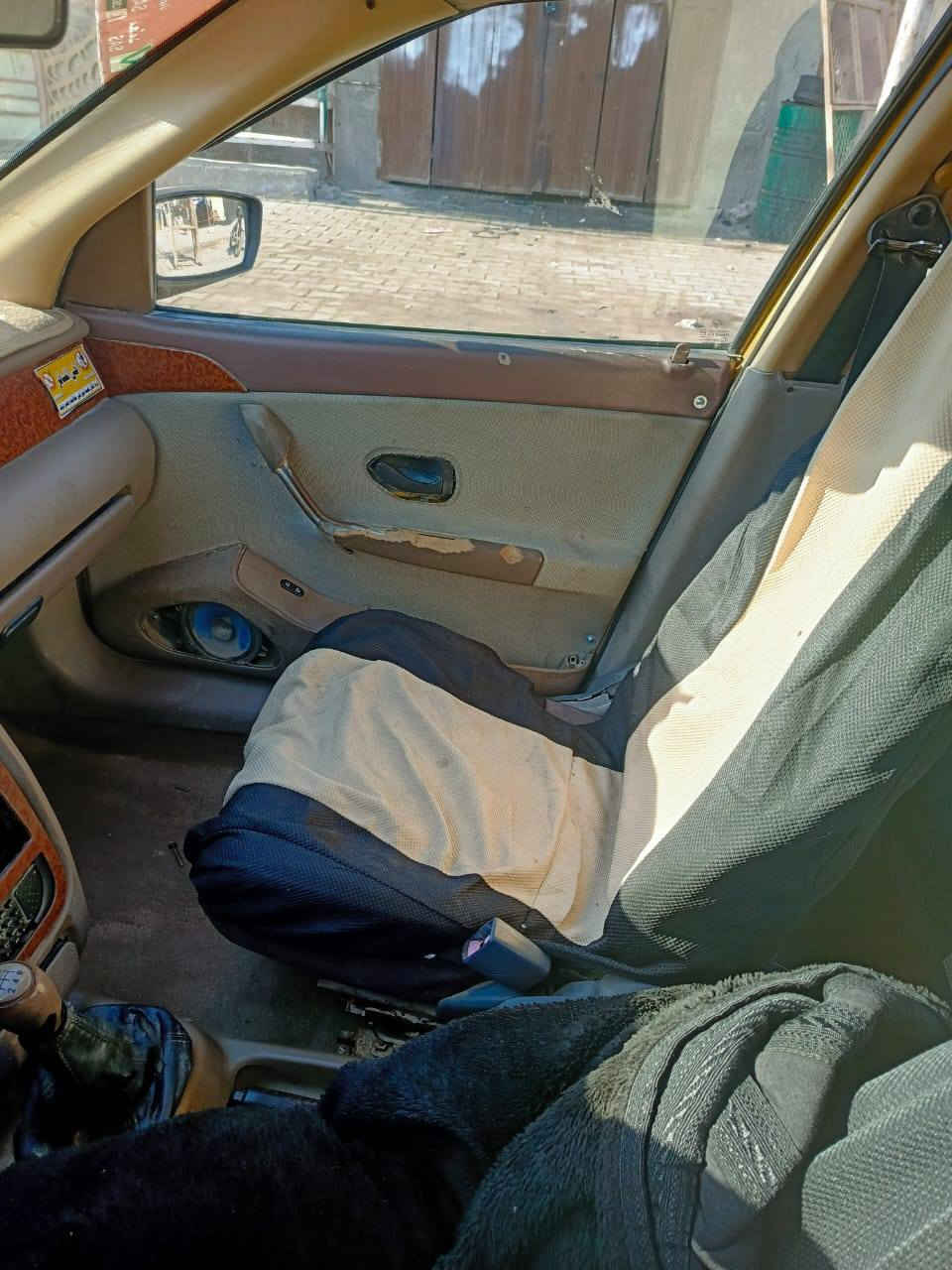 سياره للبيع سمند موديل 12 مكينه كير جديد سياره حداديه جديده كهرابيه كلها شغاله رقم واسط سنويه صاقطه 2024. سعر 20 بيها مجال صاحبها ما ندله نتصال عل رقم فقط ***********
