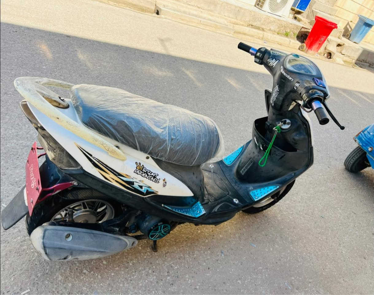سلام عليكم ماكس عدله 120 بلاديه
49 ختم واحد مزوده وياله رقم خلفي قبق فلاوين

كله شغال مكينه خرسه شلعه معدل نكره سلف هندر 

سعر 475 وبيها مجال حك جيه 

مكاني بعقوبه مفرك شراي تصل ***********
