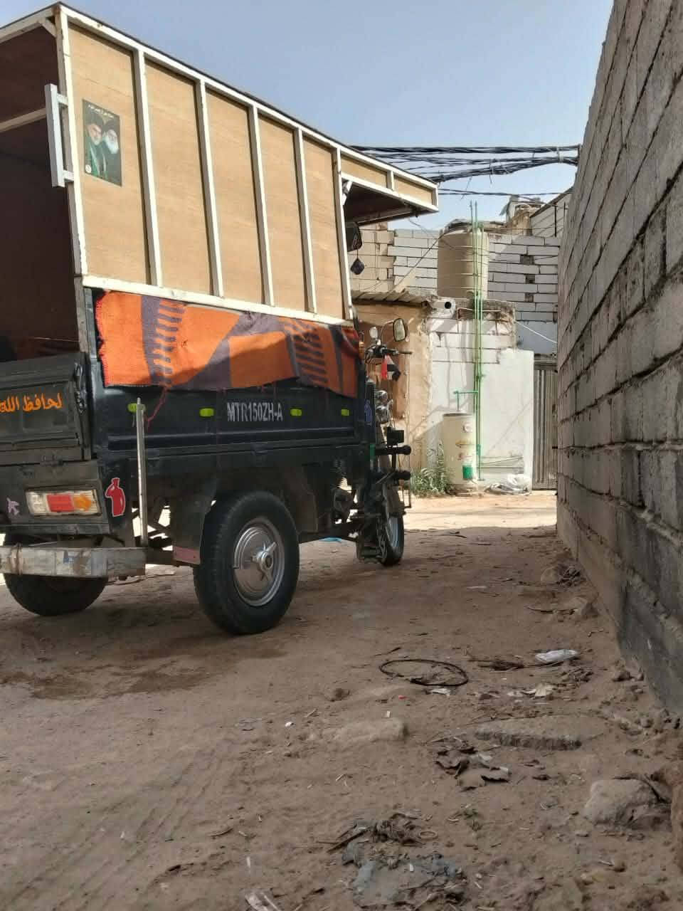 سلام عليكم ستوت البيع كلك مكفول عن السرقه المكان على طريق كربلاء نجف عامود 350.  ***********

