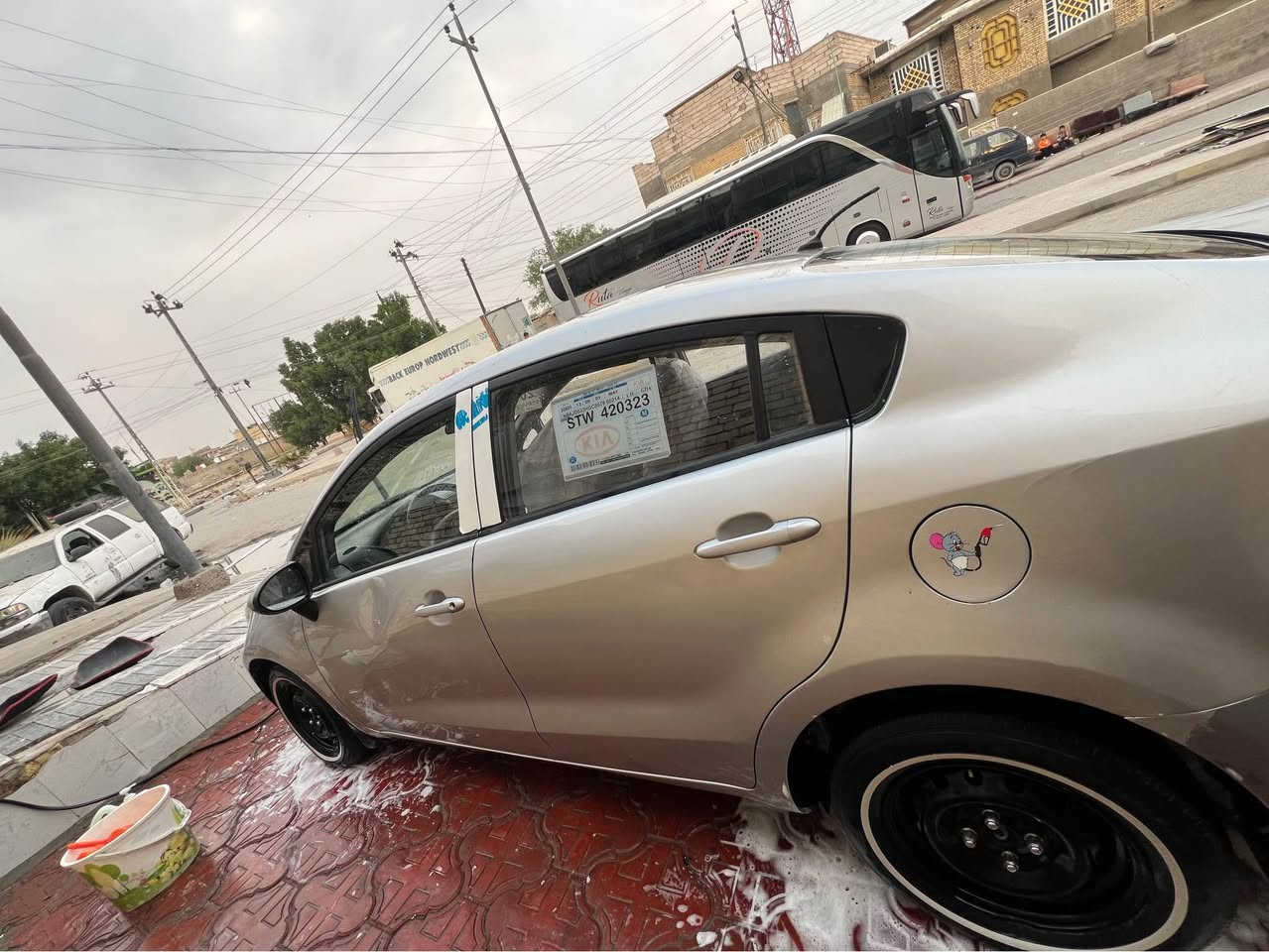 سلام عليكم كيه ريو خليجي مديل2013
مكينه 1600
كير كفاله مكينه بس وجه مفتوح 
اكفله من صبغ العالم من صبغ الحزام من ظربه القويه 
ومن تبديل بيه صبغ رش جماليه باقي شوف العين سعره 70 بيه مجال قليل كلش
رقم ذيقار تحويل ثاني
مكان البصره حي الاصدقاء 
*********** البصرة, العراق
