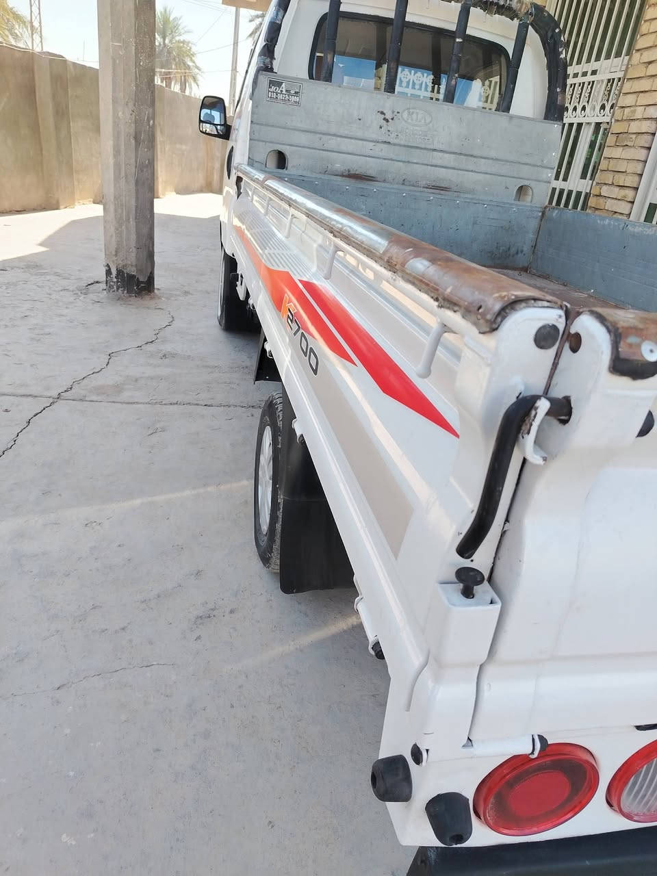 السلام عليكم كيا حمل للبيع موديل 2015 رقم بابل لاتصال على الرقم ***********
