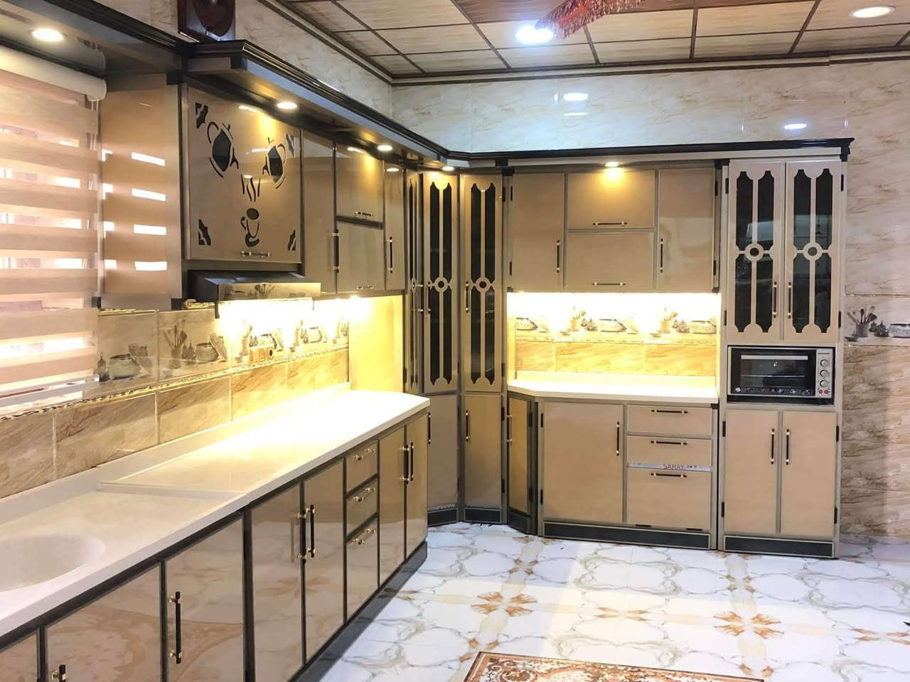 اجمل موديلات تركي اشكال والوان مختلفه موجود عدنه شخل درجه اولى مواد تركي اسعار تنافسي مواد تركي 
متر أرضي معلق داخل المنيوم بيبان خشب 280الف 
داخل المنيوم خارج المنيوم 200الف متر أرضي معلق 
تواصل معنا وتساب لو خابر احنه نجيك 
***********
