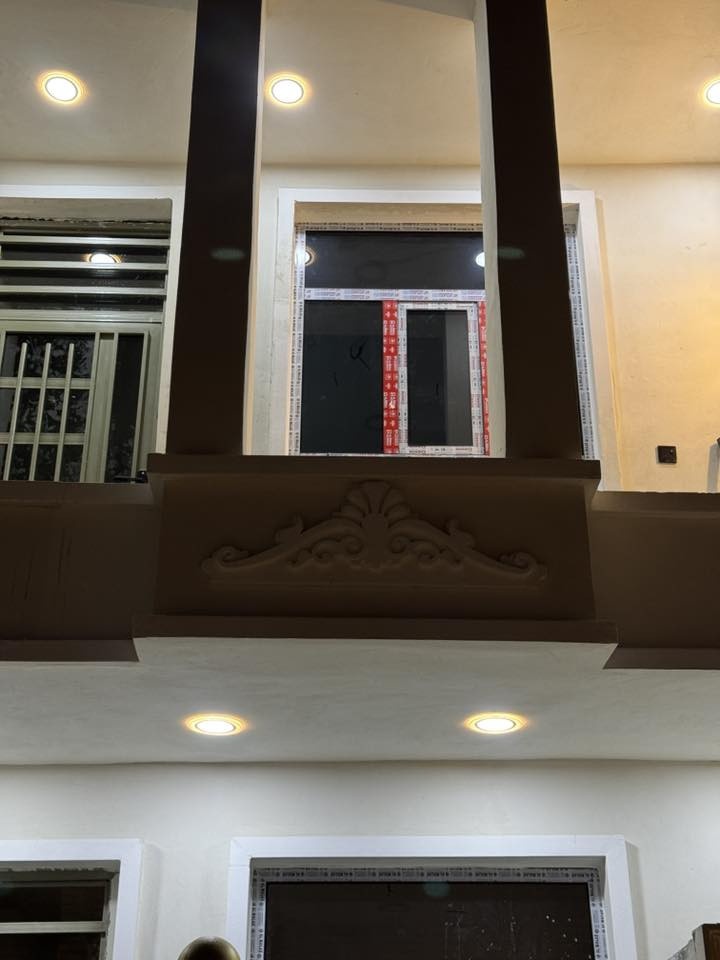 السلام عليكم بيت للبيع 50 متر بناء حديث مفاتح منطقه كامله الخدمات ماء مجاري كهرباء وتفاصيل داخل الفديو مكانه الدوانم شارع بيت حجي عنيد للستفسار هـ ***********// ***********
