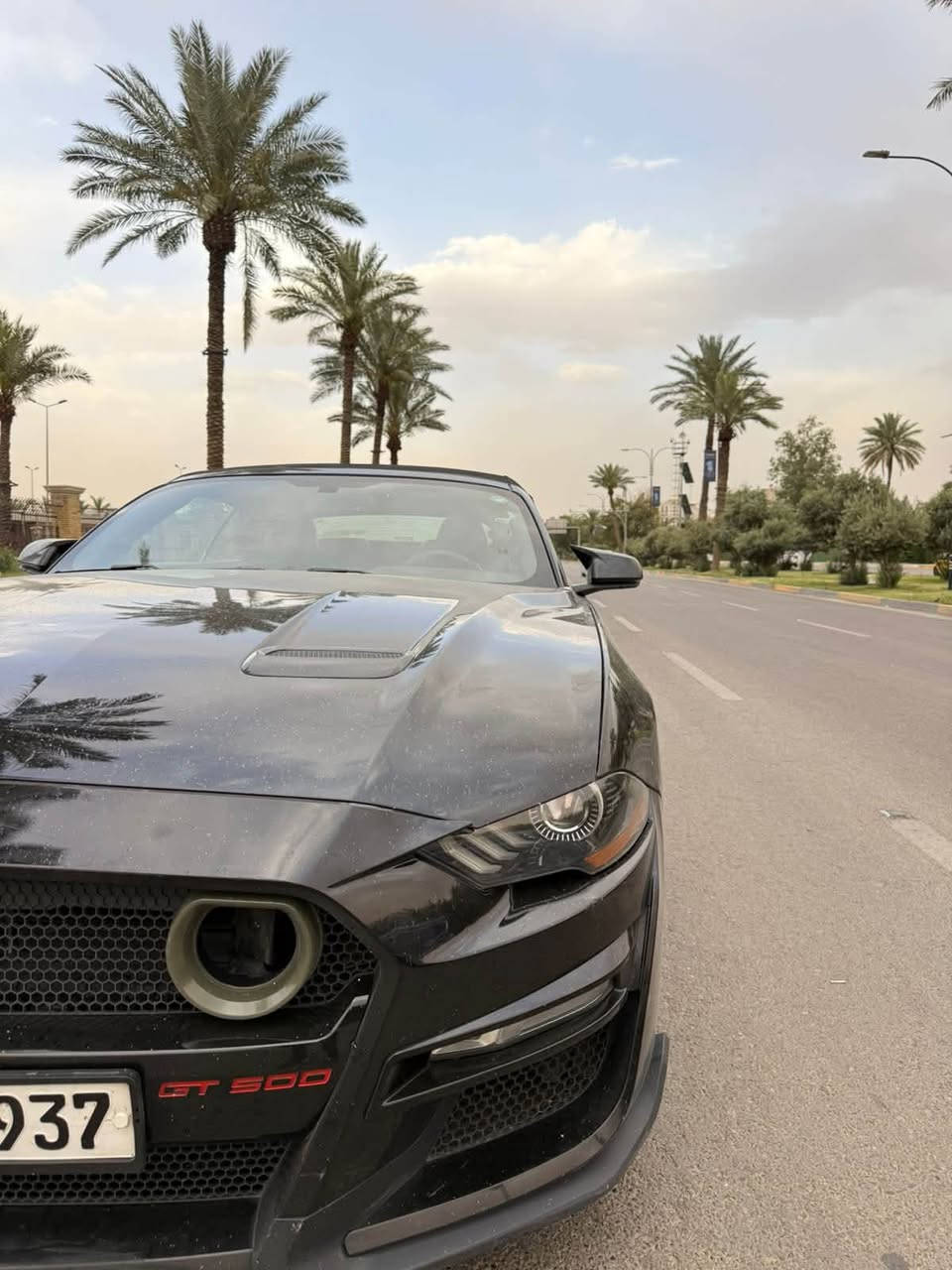 لون اسود 2018
ايكو محرك ٤ سلندر تيربو 
سياره فول مواصفات بريميوم 
ماشيه 120 الف مايل 
وارد امريكي صور حادث موجوده 
السياره حلوه ومرتبه 
***********📞☎️
السعر 125 وبي مجال للشراي
