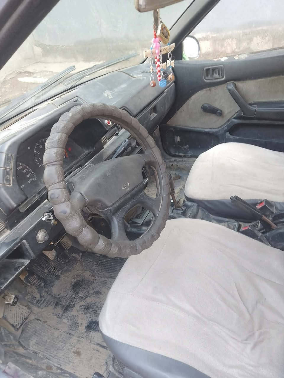 سياره ميتسوبيشي للبيع موديل 92 شرط التحويل وكاله بيكربون السعر 24 وبمجال مكان موصل طريق موصل اربيل برطله رقم الهاتف ***********
