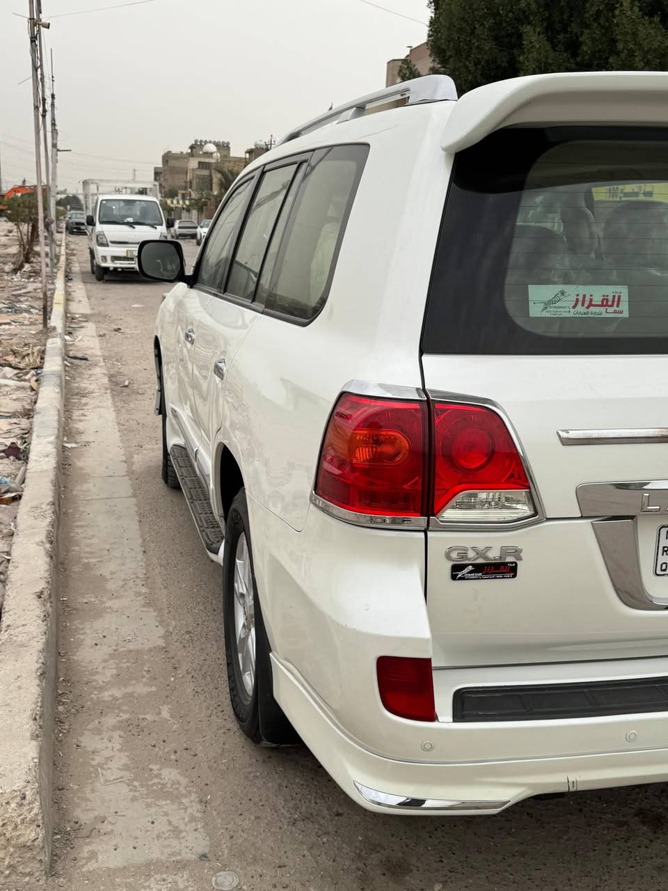 السلام عليكم 
لاندكروز للبيع 2018 
8سرندر 
الرقم ‭0771 309 4579‬ 
الاستفسار 
غير متواجد على الفيس بوك
