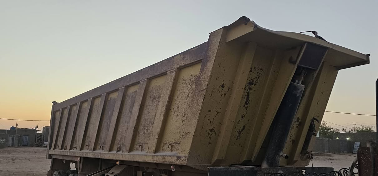 سلام عليكم عربانه بابطين للبيع مكفوله تخم تاير دناكير ١٦ 
للاستفسار 
***********.
***********
