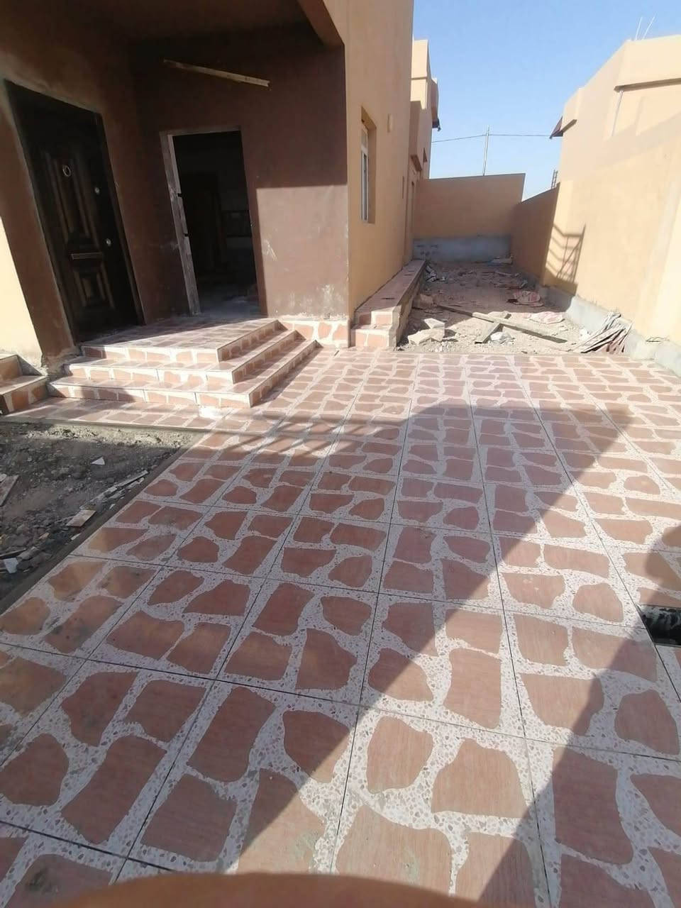 السلام عليكم 
كادر سيراميك متفرغ العمل شراف مهندس نشتغل الدور تكريت العلم 
***********
