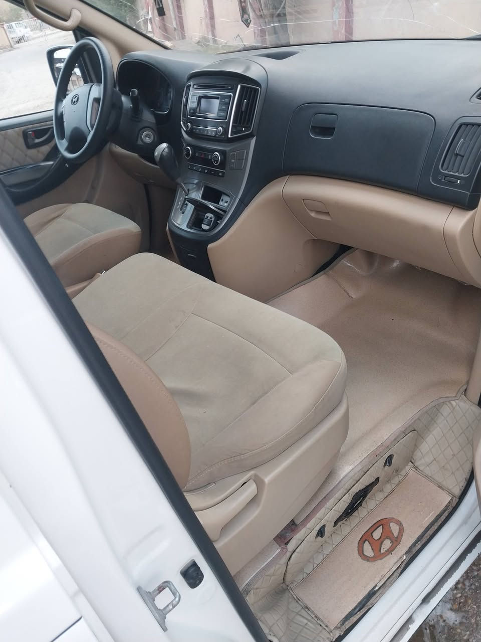 لبيع ستاركس محور مسكر مديل ١٨ مكانك ميسان سعر ٢٢٥ رقم لهاتف ***********
