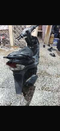 عدله كلشي شغال  بيهه كلشي بلادي بيهه دخانه خفيفه واتس متواجد0775155688...