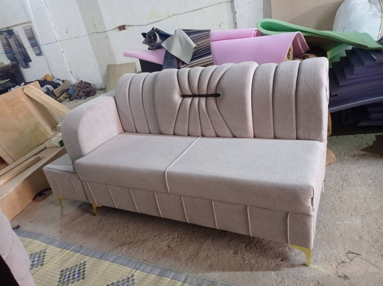 معمل اثير الأثاث العنوان العباسيه مقابيل مدرسه سما النجف الاهليه
التواصل ***********
