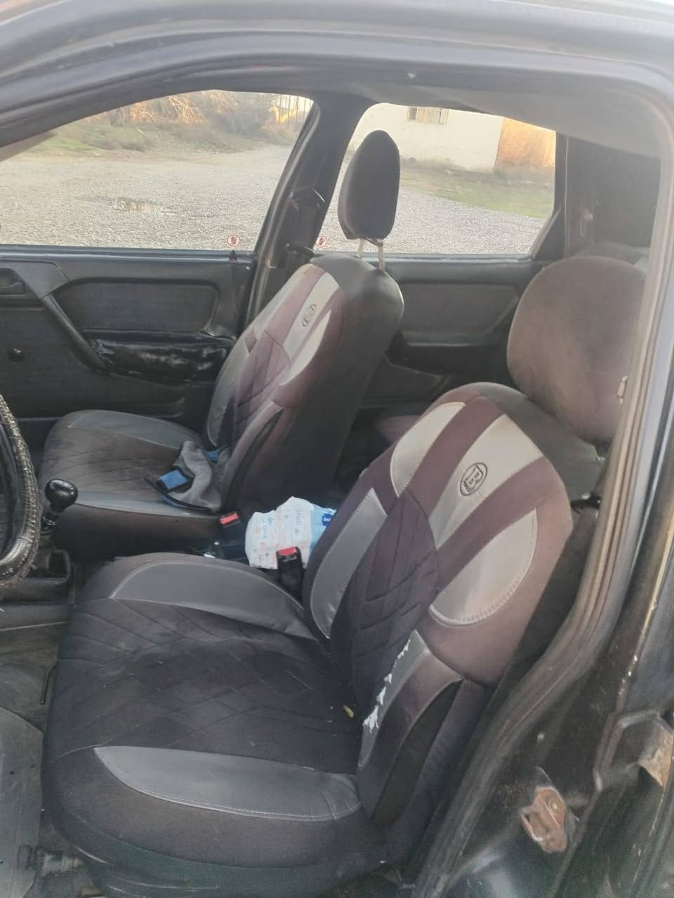 السلام عليكم فكترا جنطه حجم 16 موديل 92 رقم الماني  سنويه 2028
 صبغ حزام السياره سعره 29 وبيه مجال 
***********
