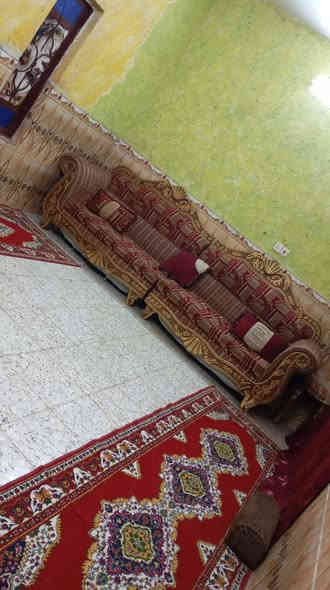 سلام عليكم 
بيت للبيع في ابو الخصيب حمدان وقف سني مساحة 240 يحتوي على غرفتين وصاله وموزع ومطبخ وديوانيه وطارمه وصحيات داخلي وخارجي السعر 65 وبي مجال 
للاستفسار ***********
***********
