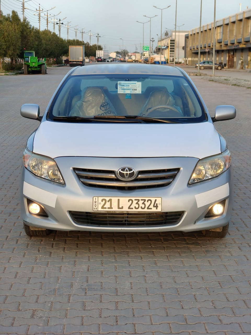 السلام عليكم للبيع كورلا 2010
كورلا خليجي مكفوله من الضرر والصبغ
فقط بيها اشويه بارد بالجاملوغ الامامي وبيها جراد
كير محرك وصدر كلها بشرط  مجرك 1600
رقم سليمانية باسمي شرط تحويل والغرامه
سنويه نافذه لغاية 2031 كلها جديد 
السعر 115 وبيها مجال بسيط مكان السيارة 
ديالى خانقين للاستفسار اتصل وتدلل 
*********** محمد
‏‪***********‬‏ اسعد
