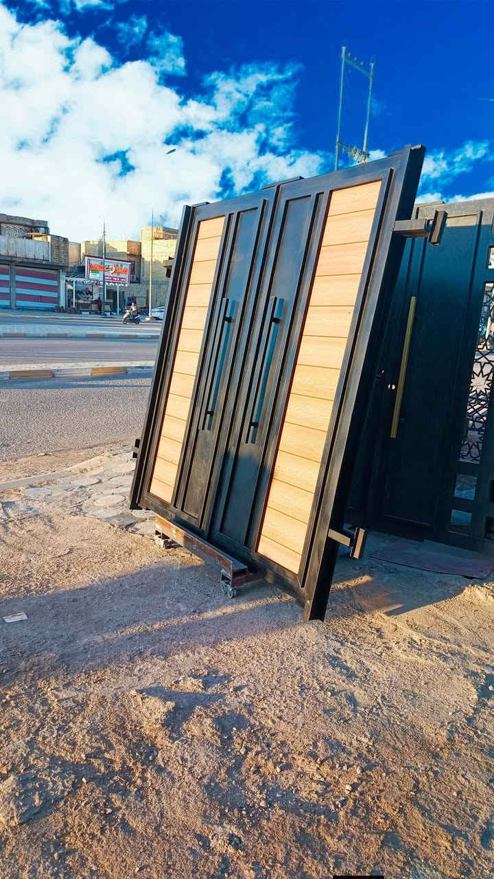 حدادة اولا عامر
#ميسان_العماره_حي_الغدير_شارع_مستشفى_البناني

اسعار مناسبه عمل نضيف ودقيق 

#نتعامل_بلقصد_منصه_الرافدين_فقط

(***********)

#ابواب__شبابيك__محجرات__سقائف__مراجيح__كرفنات
