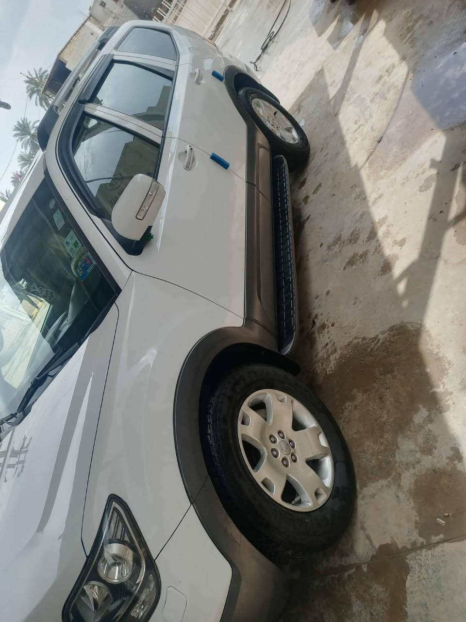 السلام عليكم للبيع مهافي 2013 خليجيه فول للاخير  كفاله ما عدا جاملق جها سايق بي شبر سونر موجود رقم أربيل إنكليزي السعر 147 بي مجال قليل مكان سياره واسط زبيديه للاتصال ***********
