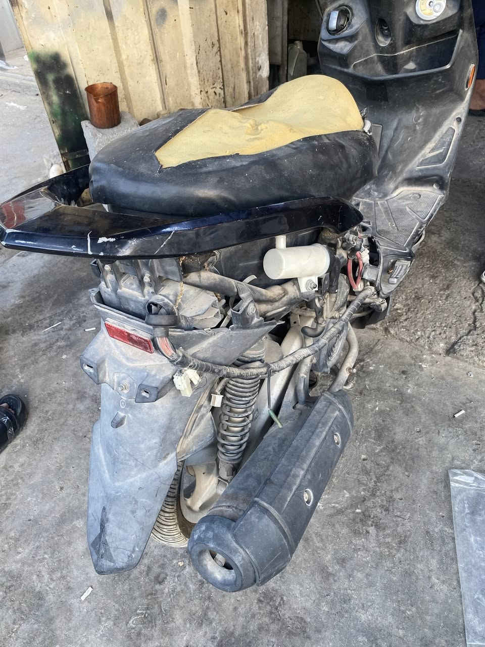 سكنز لد ابيع هاي حطه مدينت صدر شماعييه
تفيدك خابرني كوم حديد *********** 
سعر 250
