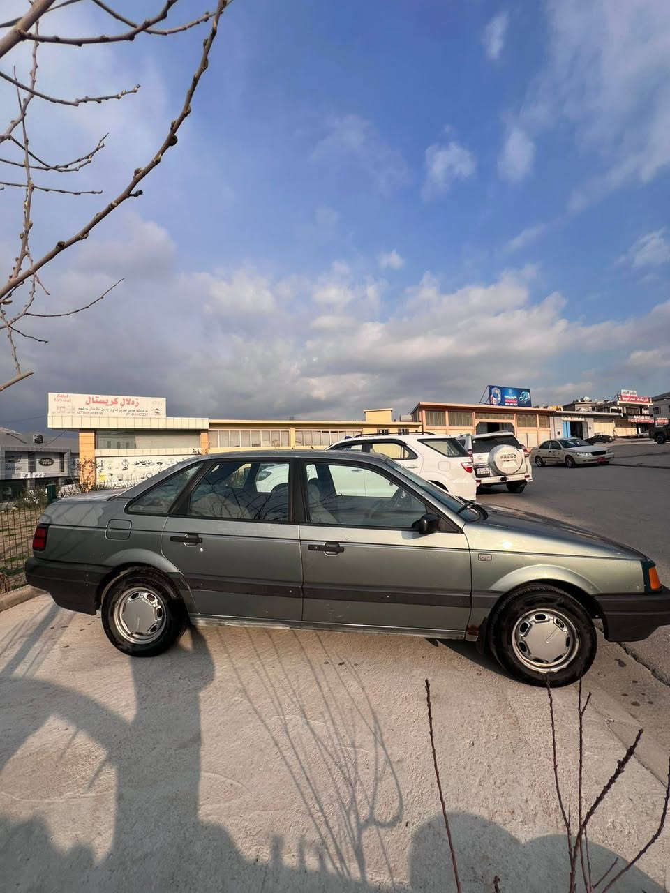 باسات 1988 بدون صبخ ، كير و محرك بشرط ، كير عادي عنوان دهوك ، سيارة بها تكحيل
سعر 35 ومجال
رقم ***********
