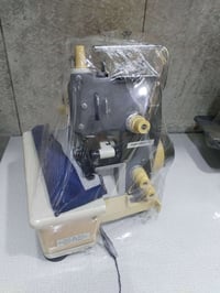 مكينة اوفر • ياباني أصلي • نظيف