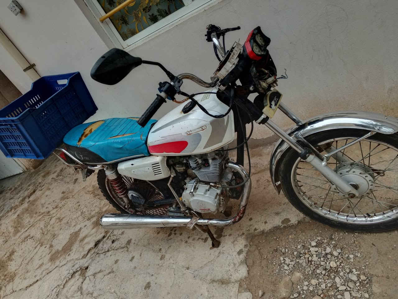 دراجه تايكر للبيع موديل 18 بدون اوراق بيها دخانه خفيفه السعر 200 وبيها مجال قليل بعقوبه تقاطع القدس رقم الهاتف***********
