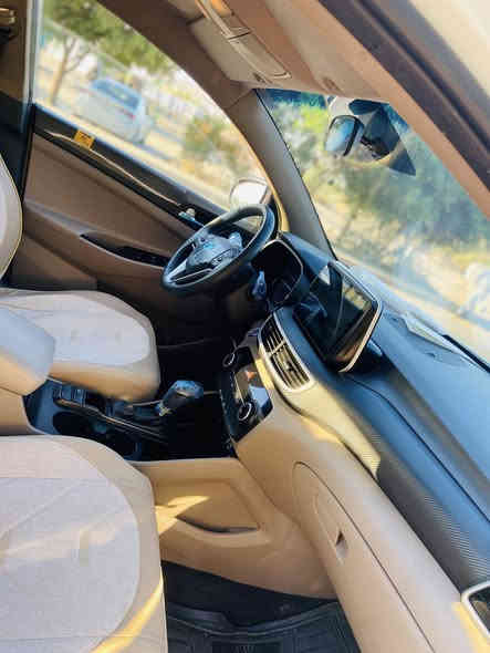 السلام عليكم للبيع توسان 2020خليجي رقم بغداد الانكليزي مشروع وطني شرط تحويل السيارة اخت الزيرو ماشية 54الف حقيقي فول موصفات عدا البنوراما خمس عدسات  شرط سبير ما نازل محرك كير كفالة محرك 2000دوش بعدهة بريحة الشركة السيارة كفالة عامة حتة من البارد بيها تكشير بسيط جدآالسعر (205)وبي مجال لشراي مكاني بغداد استفسار. ((***********))
