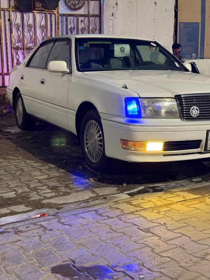 السلام عليكم راس الثور فلات رقم بصره سنويه 2030 رقم جديد بسمي تحويل ثاني يوم موديل 2000 السياره كفاله كص ونقل والضربه مكينه فيفيتي فيشه وحده تخم تاير جديد حداده منضومه تبريد جديده دواخل جديده العنوان البصره ابو الخصيب حمدان ***********
