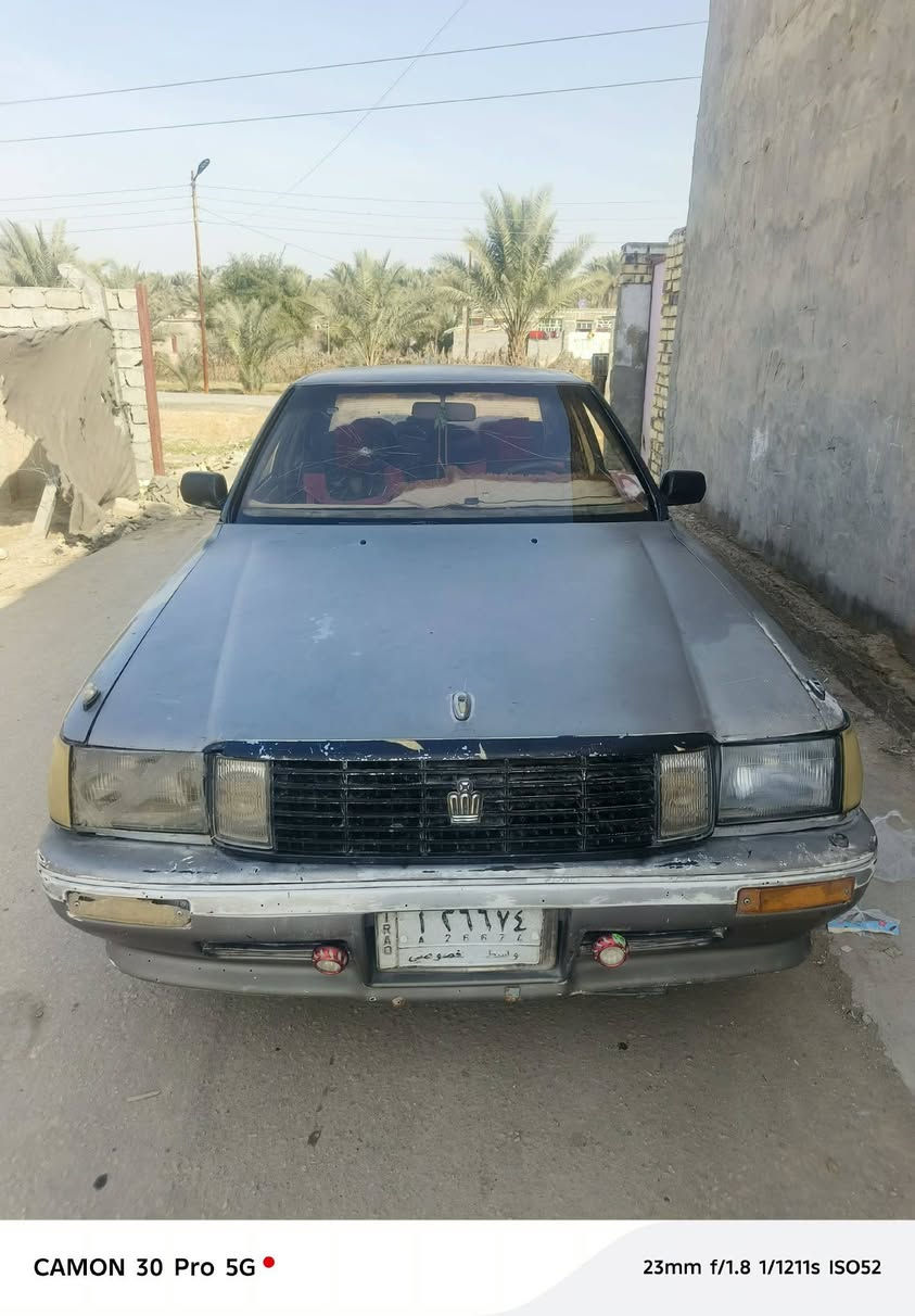 (اخوان مكلف بالنشر)

للبيع هارتوب موديل 1988 رقم واسط تحويل مباشر. 

كفاله من الضربه والقص مكينه 2500 جديده 

تراي وين ما يعجبك.

سياره حلوه وجاهزه مال جناي كل نقص ما بيها. 

جاهزه للاخير. دواخل جديده. 

مكينه وكير وحداديه وتخم تاير و كهربائيات كله كفاله.  

السعر 28 وبيها مجال للشراي (( اتصل على الرقم وتدلل. 

(( *********** ))           ( مكان السياره بابل القاسم.)
