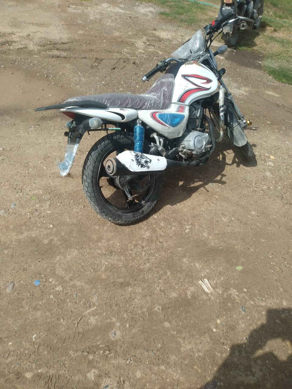 السلام عليكم سنكي نظيف موديل 19 دراجه نظيفه كهربائيات ماكينه لا تنقيص لا تبخير ماكينه ما مفتوحه السعر 650 وبيها مجال للطيبين دراجه نظيفه***********
