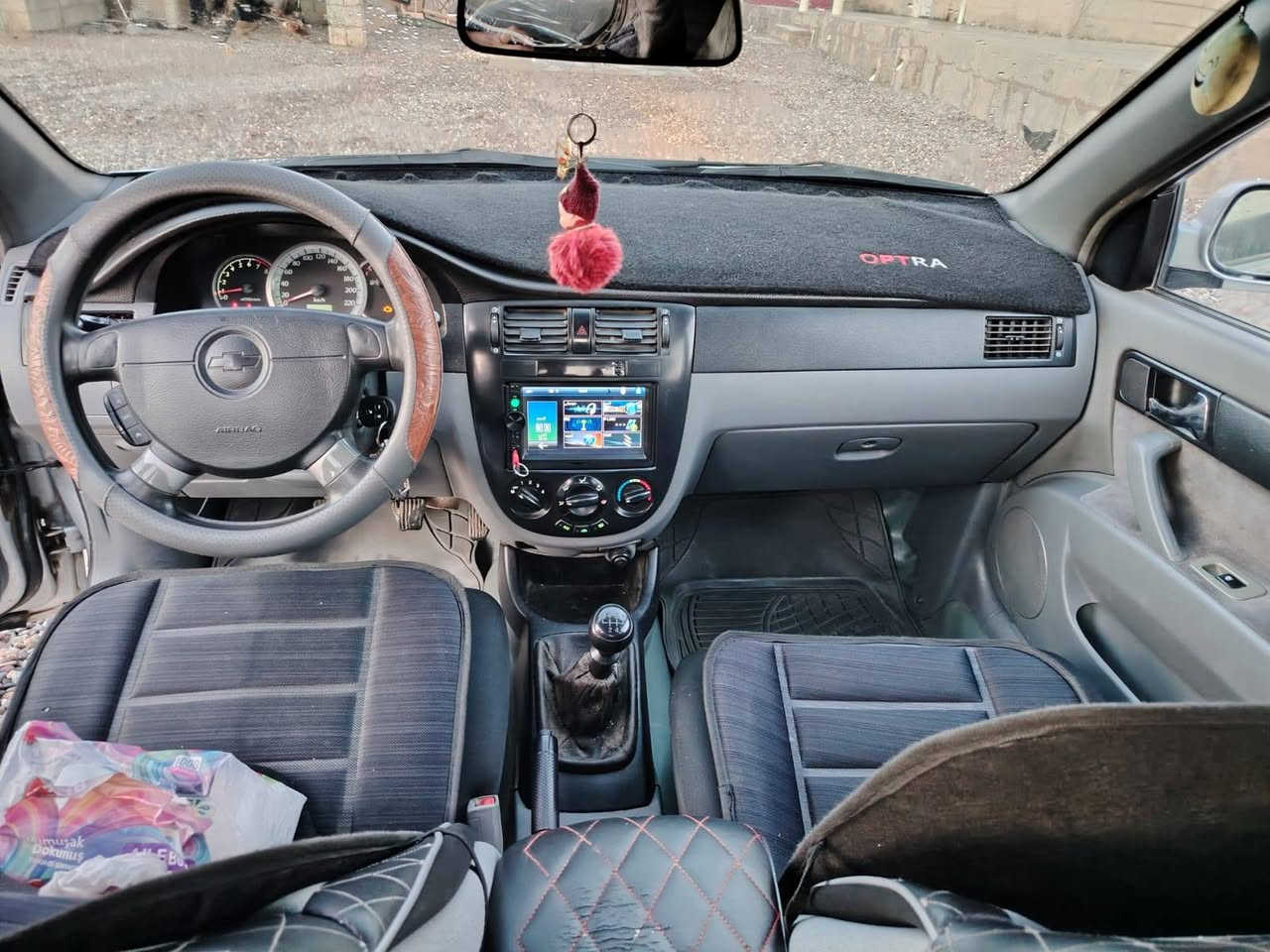 السلام عليكم… .
١-اوبترا 2008 جديده وضع شركه 
٢-ماشيه 130 كم
٣-رقم نينوى سنويه ورقم جديد 
٤-السعر ٨٠ وبيها مجال 
٥-سياره جاهزة وجديدة تاير صدر دوشمه كامره وشاشه 
٦-بيع ومراوس حسب القناعه 
٧-انطي فرق… .اذا سيارة افضل
٨-مكان سياره ناحية الكياره 
٩-قاطع السبعاويين قرية الصلاحية 
١٠-***********
