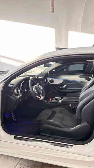 Mercedes Benz Amg
C cllas 200 2019
السيارة كلين تايتل الماني 
ماشية:70.000Mil
السعر:$26.500
***********
