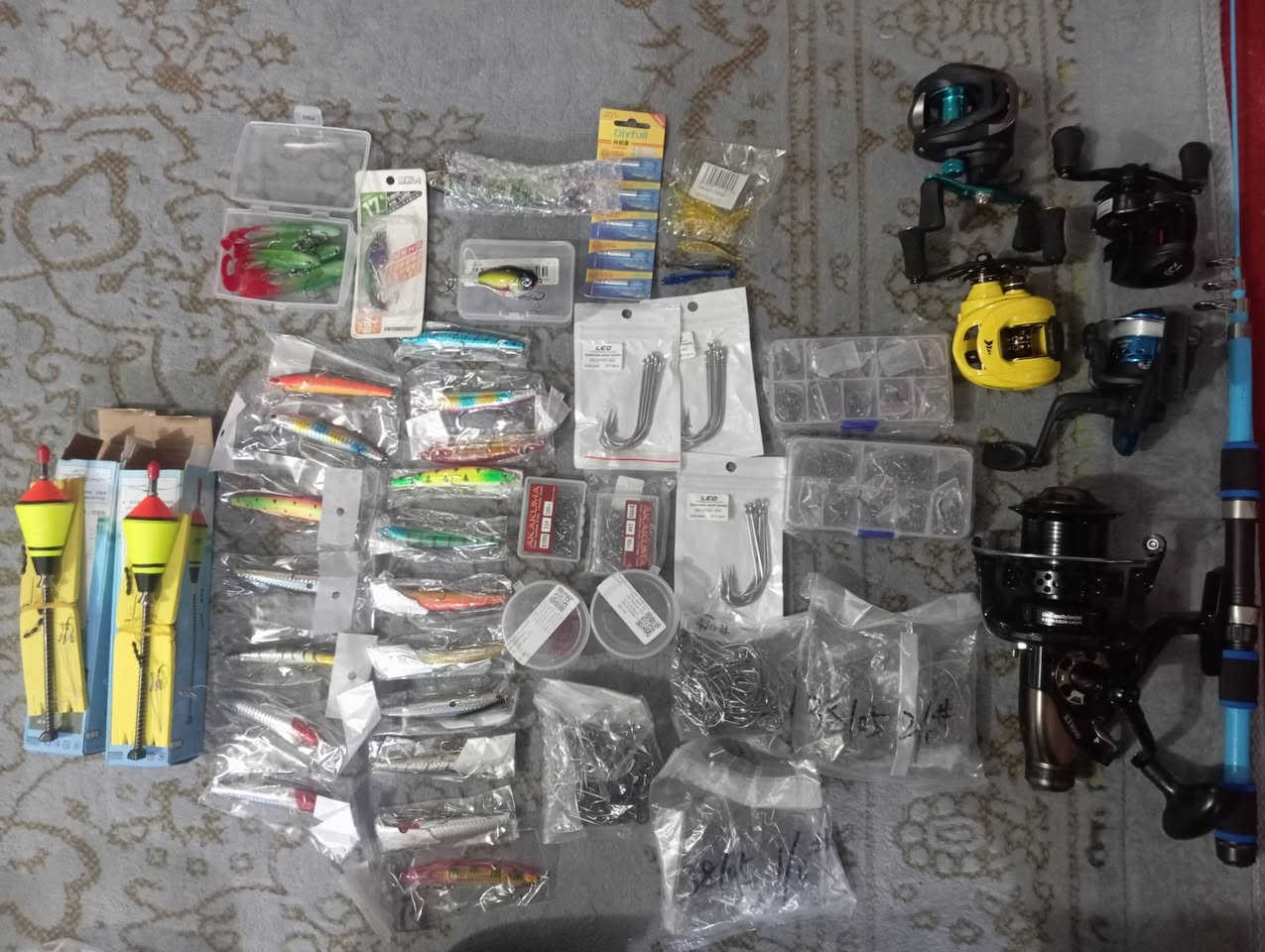 السلام عليكم 5مكاين مال صيد قطعه حجم8000 و2 منهن200و2منهن100 مع قطعه عصا واحده وأكياس مختلفه الأحجام مع شبكه وخدعات انواع وغيرها انطيني سعر وبالعافيه


**إذا كنت صاحب هذا الإعلان وتريد حذفه لأي سبب، رجاءا أرسل رسالة إلى الدعم الفني**