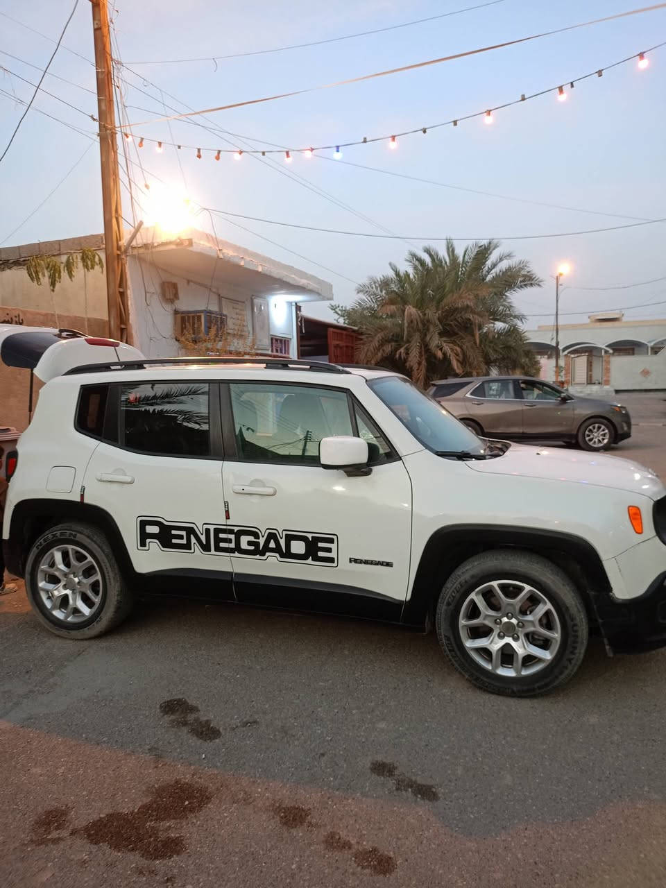 للبيع مديل 2016 سياره نظيفه مابيها أي حادث ولاقطعه مبدله كلها ليبل واحد ايرباكات كلهه سليمه فقط رشات صبغ تجميليه اثر شخوط شرط التحويل مكانهه البصره الهارثه سعر 118وبيها مجال ***********
