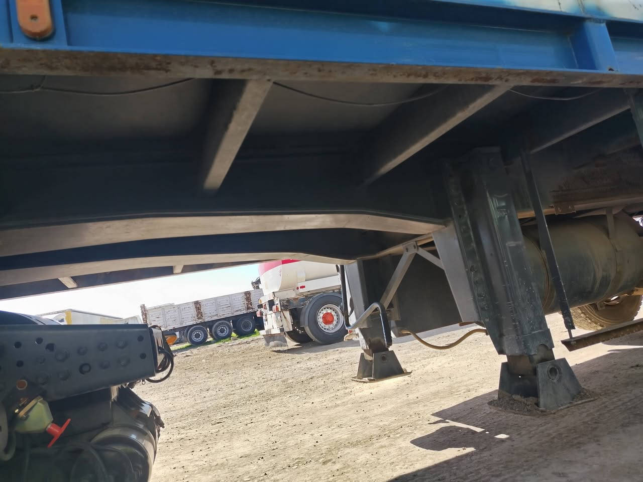 سلام عليكم عربانه للبيع
فصال الموصل شاصي محلي 16
طول 13 متر دنكيرين رفاع 2
مجموعه صيني بدون تاير ويل
رقم الهاتف ***********
كورك ***********
المو شراي لايتصل
السعر 125
