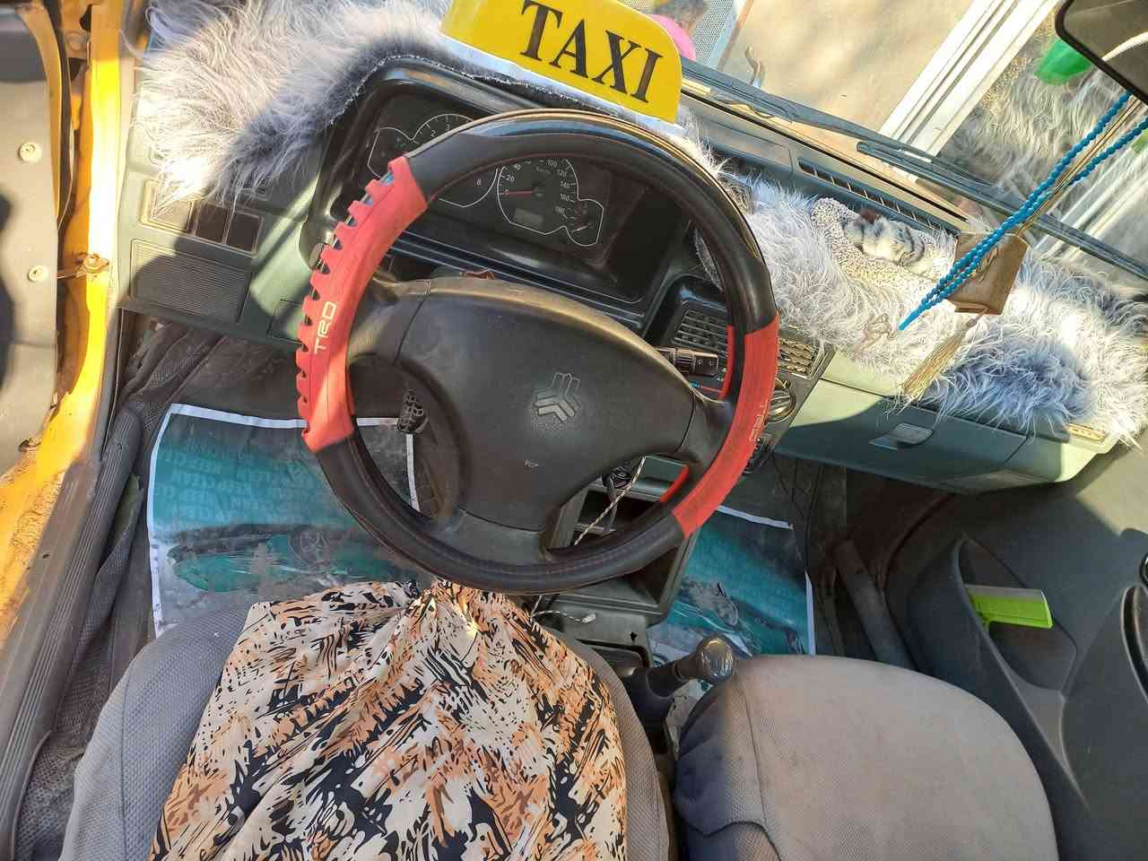 بسم الله الرحمن الرحيم
سياره سايبا مديل ٢٠١١ بسمي تحويل ثاني يوم كير محرك يخبلن كهربائيات كامله وشغاله مصفرة هيئه وغرامات سعر ٣٠ ورقه 
رقم الهاتف ***********
