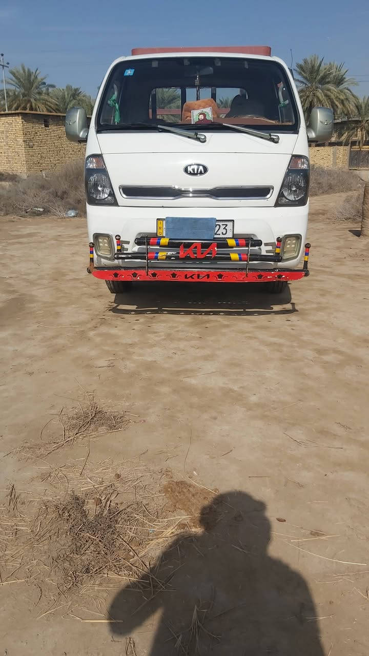 السلام عليكم
سياره بنكو فحل موديل 2016 السنويه مجدده2027 كير و حداديه مكفول تخم تاير فقط باب مفتوح***********
