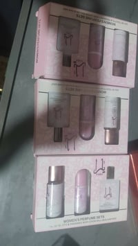 عطور • ٨ بكجات • توصيل