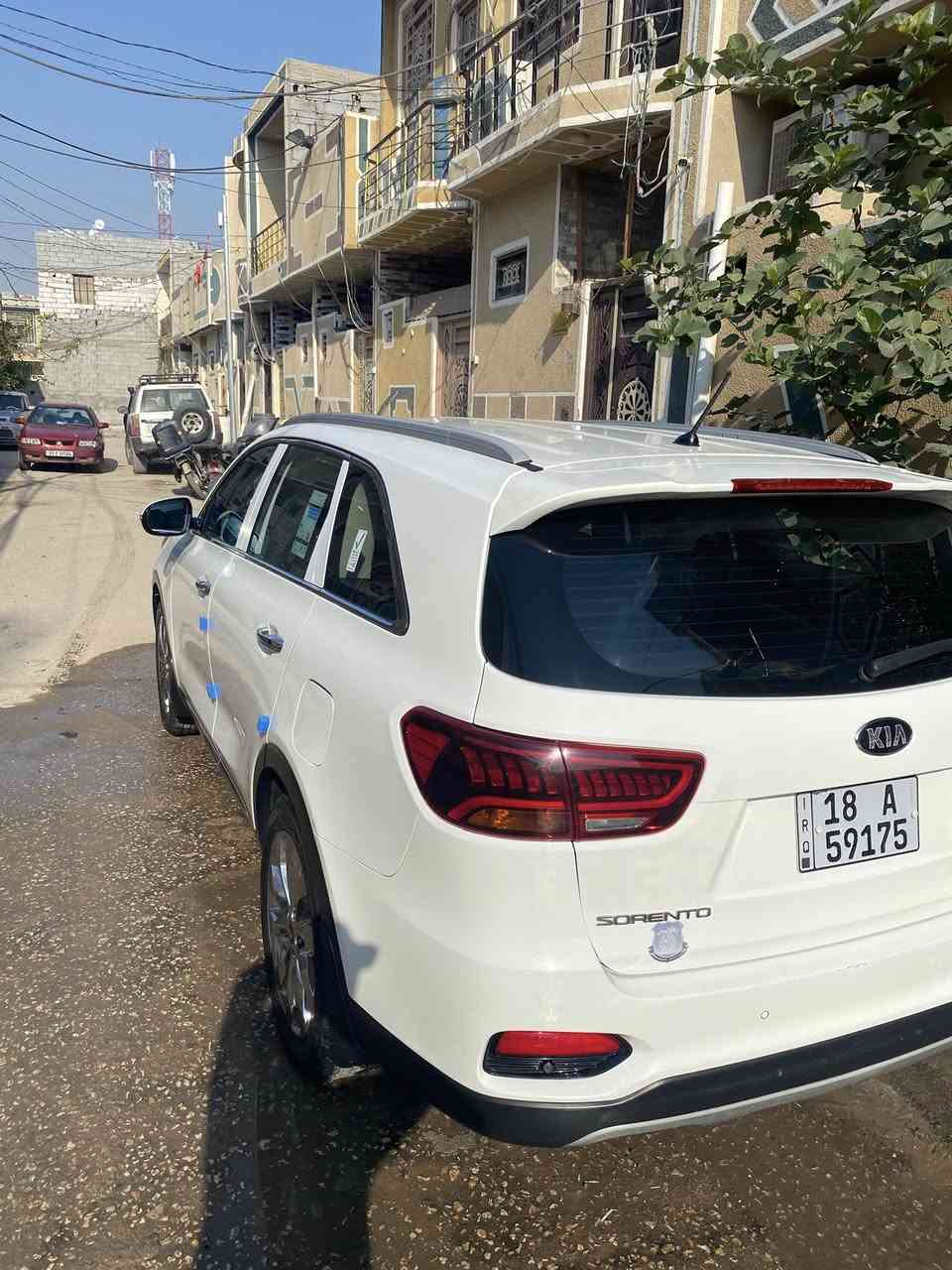 السلام عليكم سورنتو للبيع 2019رقم بابل بيه بس بارد قليل بل باب الخلفي والسونار موجود بل منشوره ***********والسعر 250وبيه مجال
