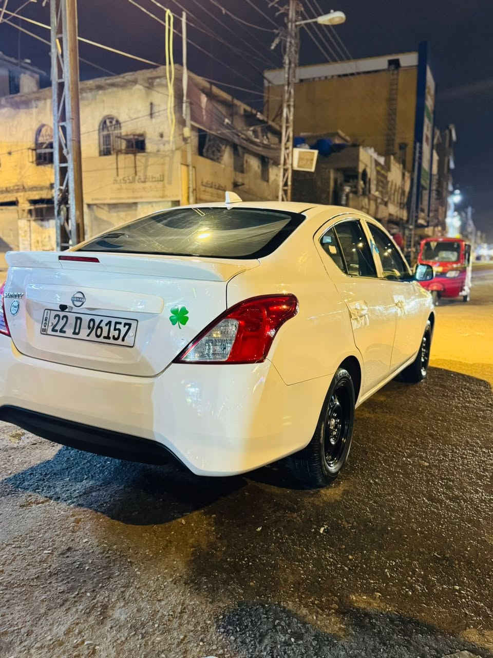 للبيع نيسان صني 24 هندي كفاله ماعده صدعات كلش كلش بصيطات موضف اروح بيهه للدوام ورجع بسمي سياره حيل جديده ماشيه 78 سعرهه 125 وبيهه مجال بصيط وشراي خادم اله رقم الهاتف ***********
